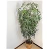 Image 1 : Faux tree