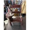 Image 1 : doll chair