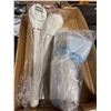 Image 1 : Toilet brush and baseboard brush