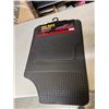 Image 1 : Universal car mats