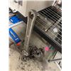 Image 2 : 1 1/2 Ton Chain Hoist -- Works
