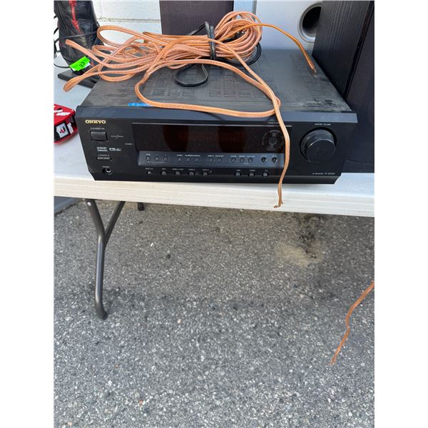 Onkyo AV receiver TX – SR304