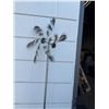 Image 2 : Garden decor