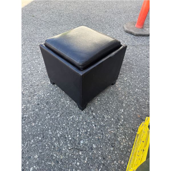 Storage ottoman