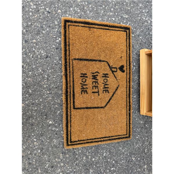 Front door mat