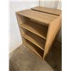 Image 1 : Bookshelf 25" x 12" x 31 1/2" tall