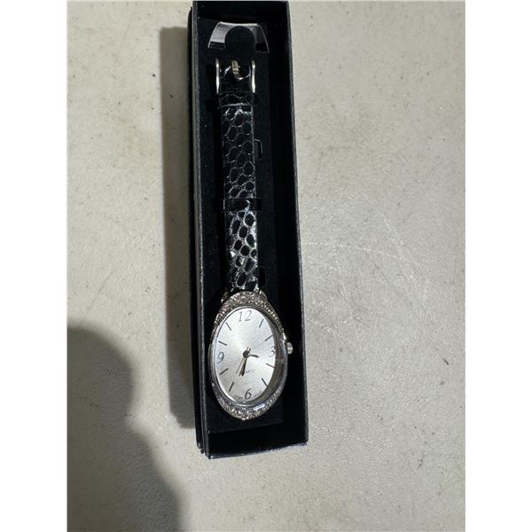 Quartz watch Japan