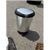 Image 1 : Step garbage can