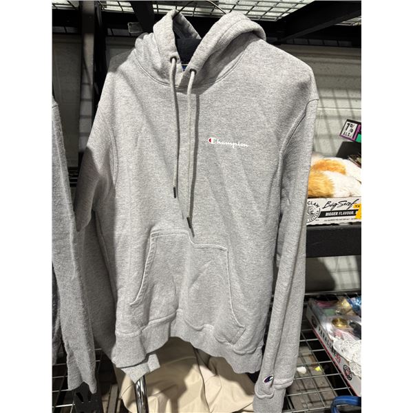 Champion hoodie size small