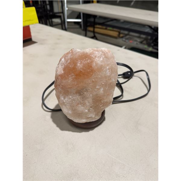 Salt lamp