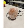 Image 1 : Salt lamp