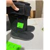 Image 1 : UGG size 8