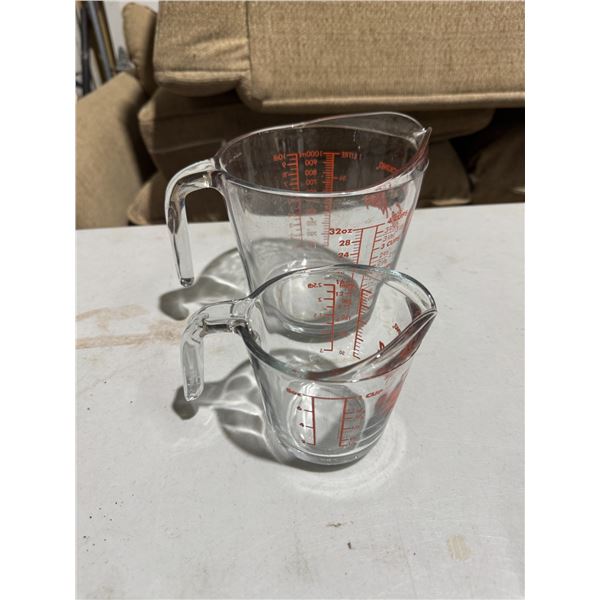 Fire king measuring cups