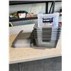 Image 1 : Storage bins