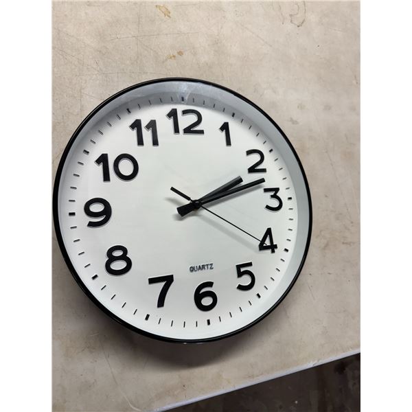 Quartz clock