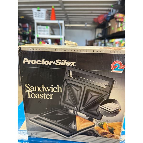 Sandwich toaster