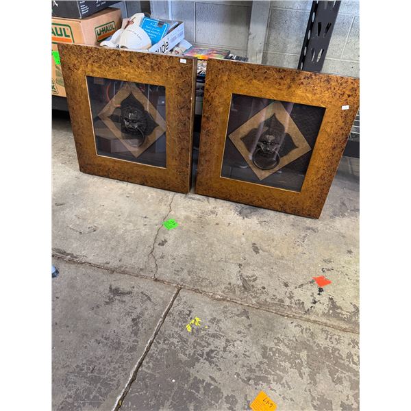 2 wall hangings