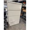 Image 1 : Filing cabinet