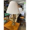 Image 1 : Table lamp