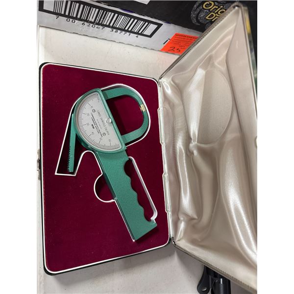 Skinfold caliper