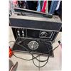 Image 1 : Multi band  radio