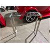 Image 2 : Sofa table