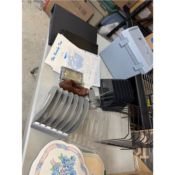 Office supplies and organizers