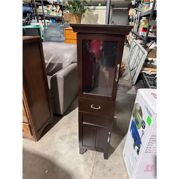 Cabinet one leg is loose