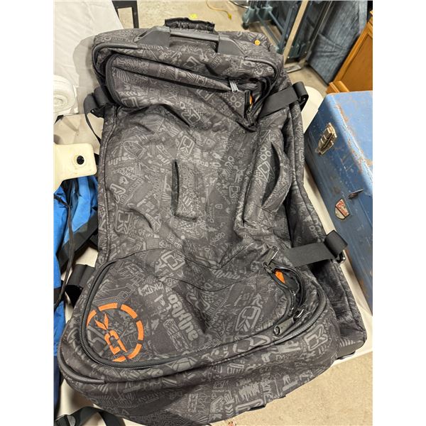 Dakine rolling bag