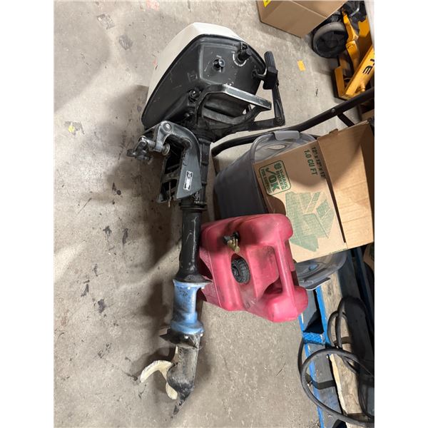 Boat Motor with tank tank has a crack that goes with the motor you must take it