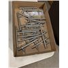 Image 1 : Cabinet/drawer pulls