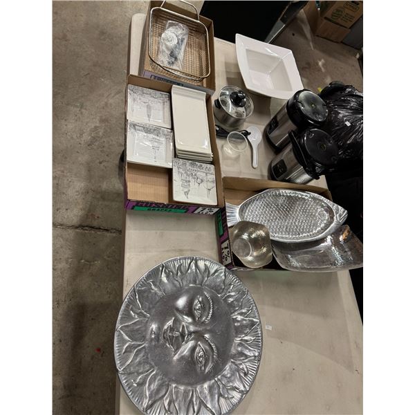 Mini rice, cookers, and serving dishes