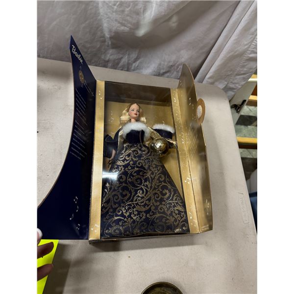 Mattel Barbie bring in the new year vintage doll new batteries