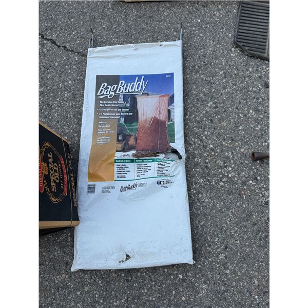 Bag buddy