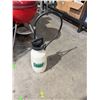 Image 1 : Sprayer