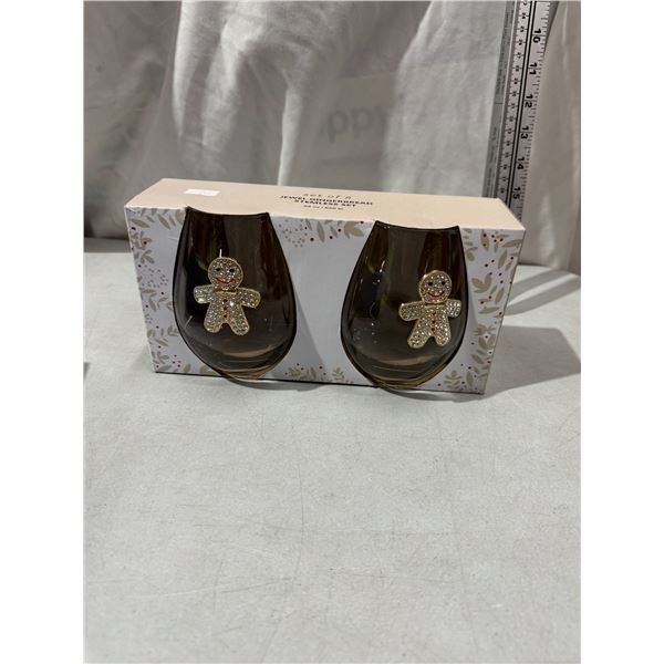Jewel gingerbread stemless set