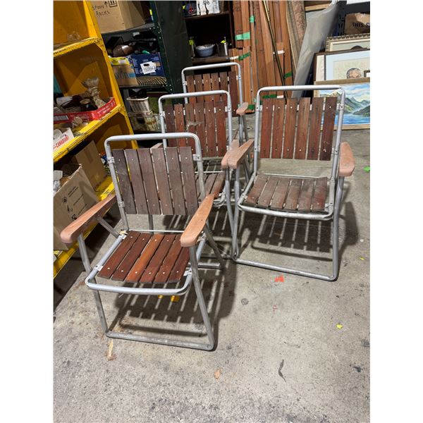 4 folding chairs