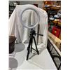 Image 1 : Light ring on tripod not sure if it lights up