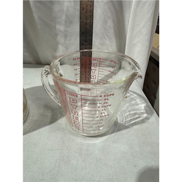 Pyrex measuring cup