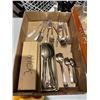 Image 1 : Flatware
