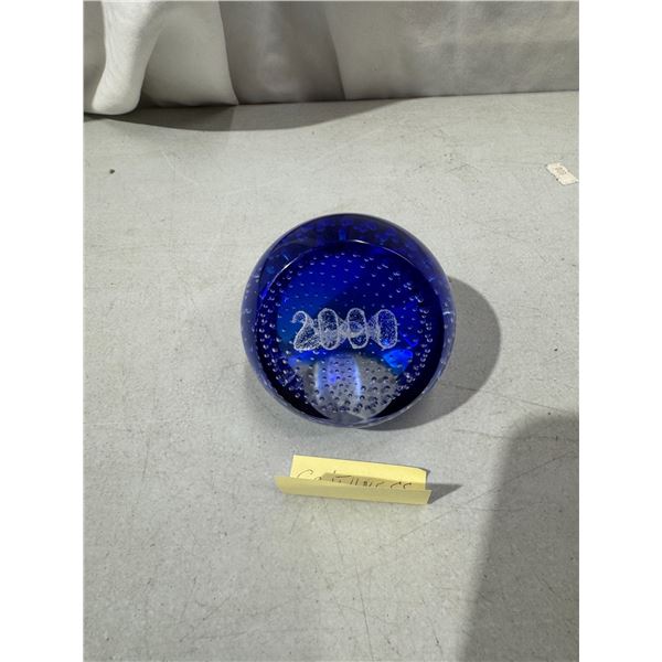 Caithness Scotland yr 2000 glass paperweight