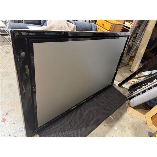 80 inch X screen with wall mount
