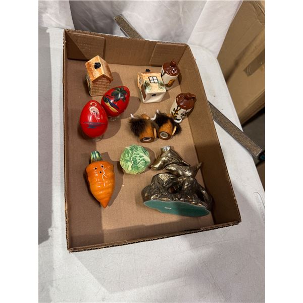 Salt and pepper shake