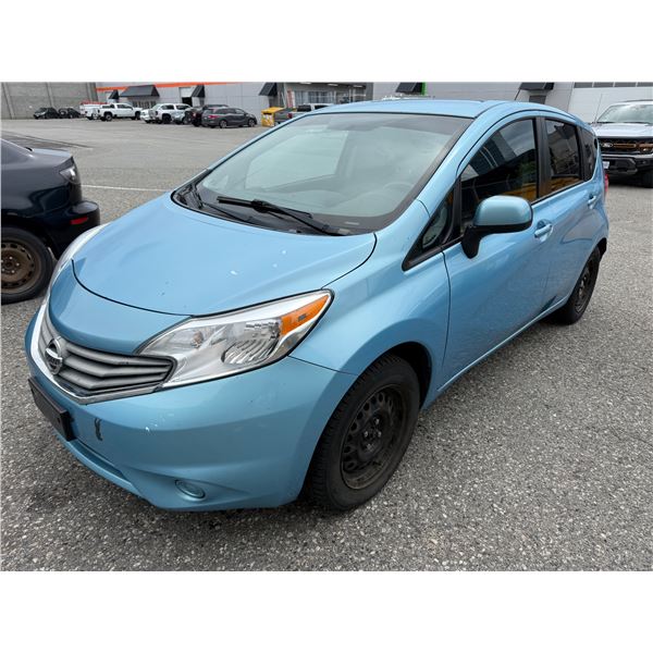 2014 Nissan Versa note 244662 kms Rebuilt  Status seems to have a tranny leak please view Wednesday