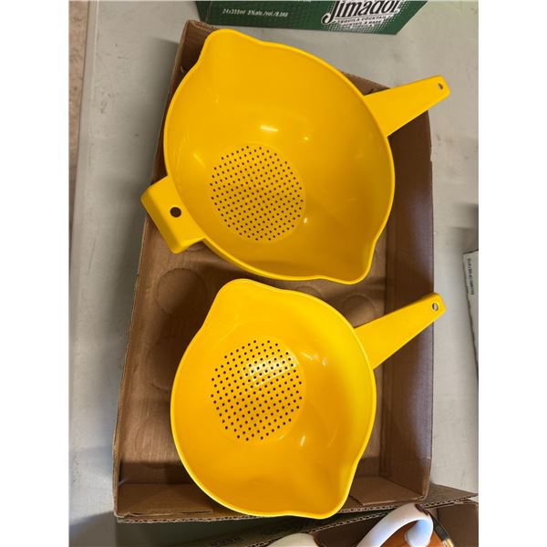 Tupperware strainers