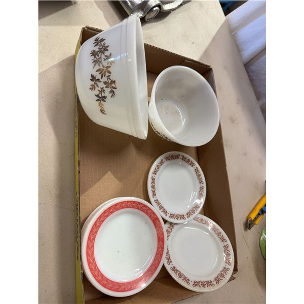 Corning plates, Pyrex plates, and other bowls