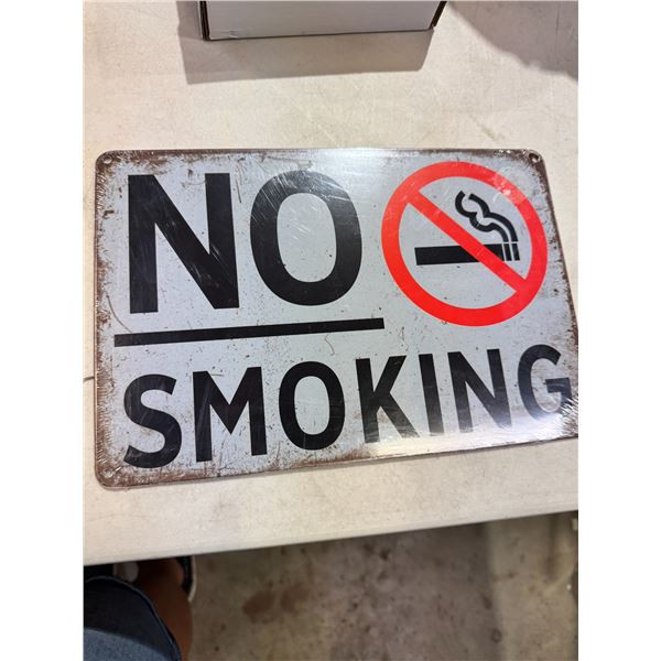 Tin sign no smoking
