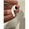 Image 2 : Apple AirPod, right ear