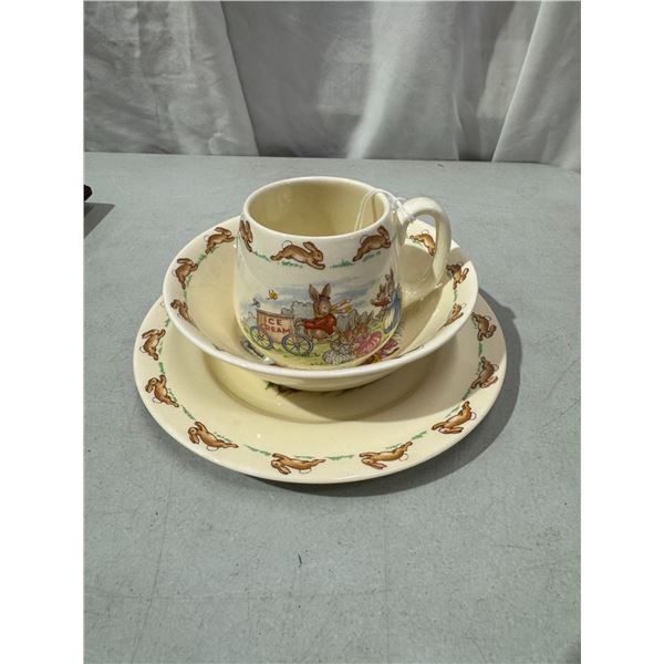 Royal dalton, bunnikins trio