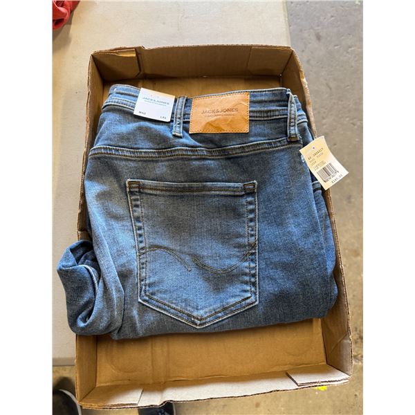 NWT Jack and Jones 42/32 jeans